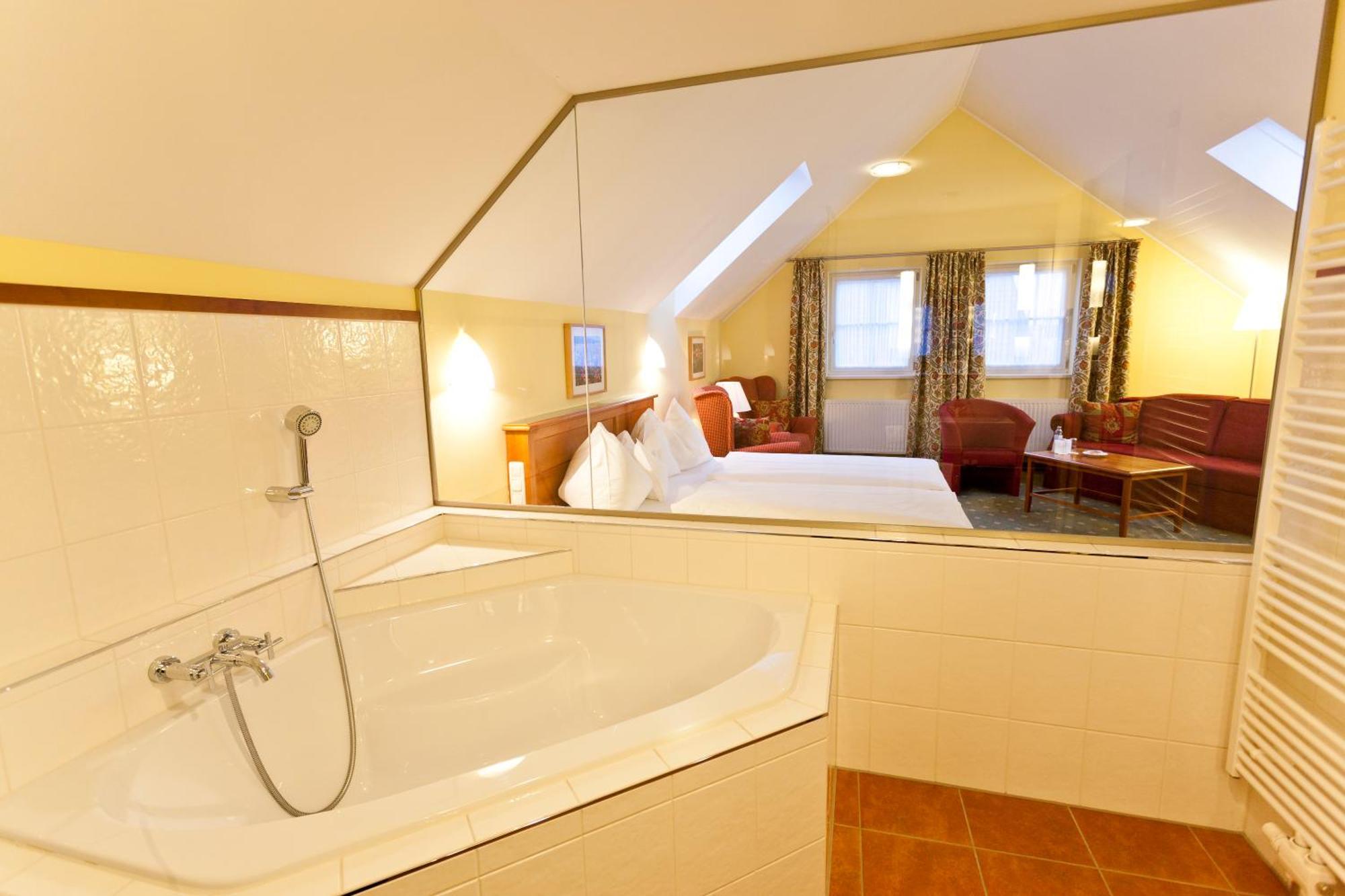 Hotel & Restaurant Stern グミュント 部屋 写真