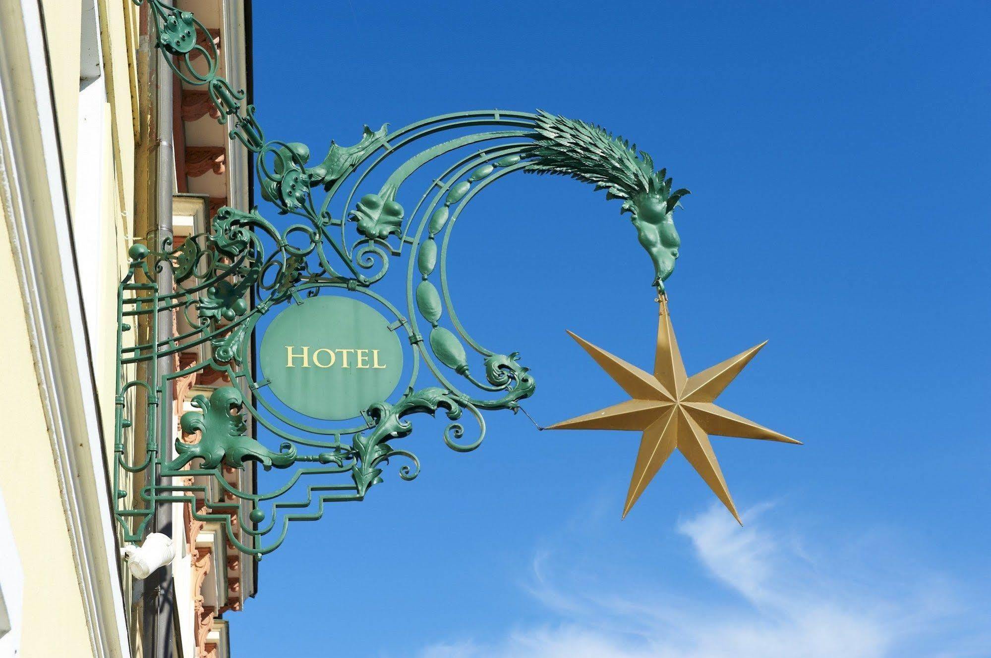 Hotel & Restaurant Stern グミュント エクステリア 写真